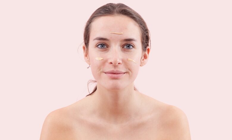 O imagine cu anticearcan si BB cream