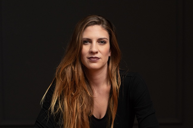 Laura Sardescu, cofondatoare si CEO Neakaisa
