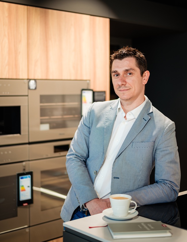 Bogdan Bayer_Country Manager Miele III